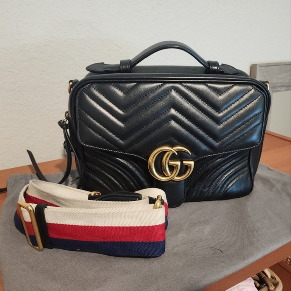 Gucci Black GG Marmont Flap Matelasse - Picture 2 of 11